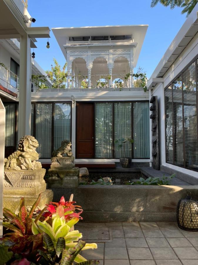 Bed and Breakfast Jaritt Nymmanh Chiang Mai Exterior foto